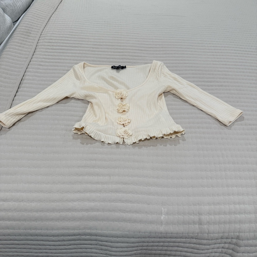 Motel Rocks Cream Ribbed Blouse with Floral Details